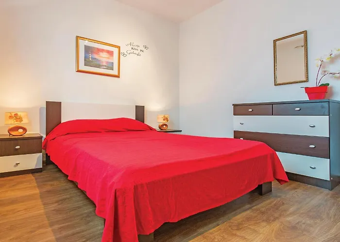 2 Bedroom Beautiful In Sikici