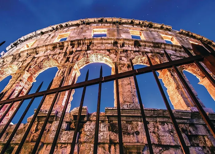 2 Bedroom Beautiful In Sikici Vikendica